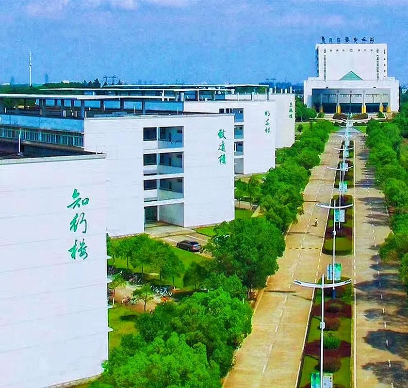 云看大学之江西篇"惟学,惟人,求强,求精"